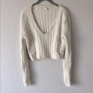 Urban Outfitters Cream Cable Knit Sweater – Deep V Cropped Fit